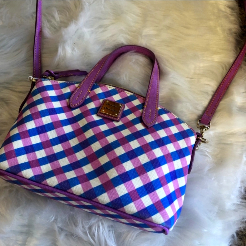 *SUPER RARE FIND* DOONEY & BOURKE RUBY CROSSBODY BAG
